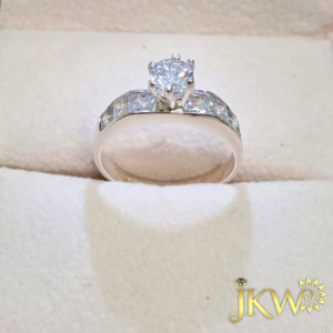 Anillo de compromiso